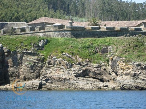 An 18th century Castle on the seafront and surrounded by nature