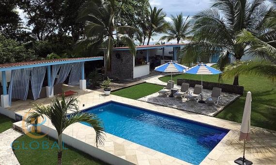 Beachfront luxury BB estate with great potential - Panama