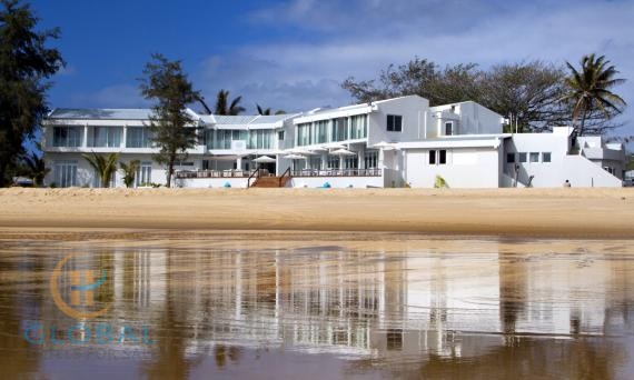 Modern Beachfront Hotel with Unique location