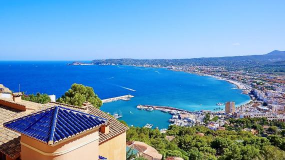 Lovely Small hotel with fine dining restaurant on the Costa Blanca