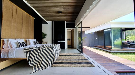 Small modern minimalist design villa hotel in Ubud 
