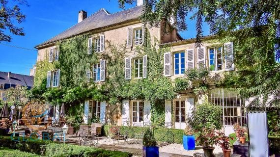 Idyllic Boutique 3* Hotel with Restaurant on the river bank in the Perigord 