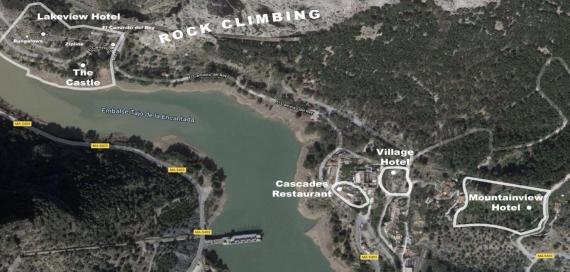 Package of properties + Hotel projects by Caminito del Rey